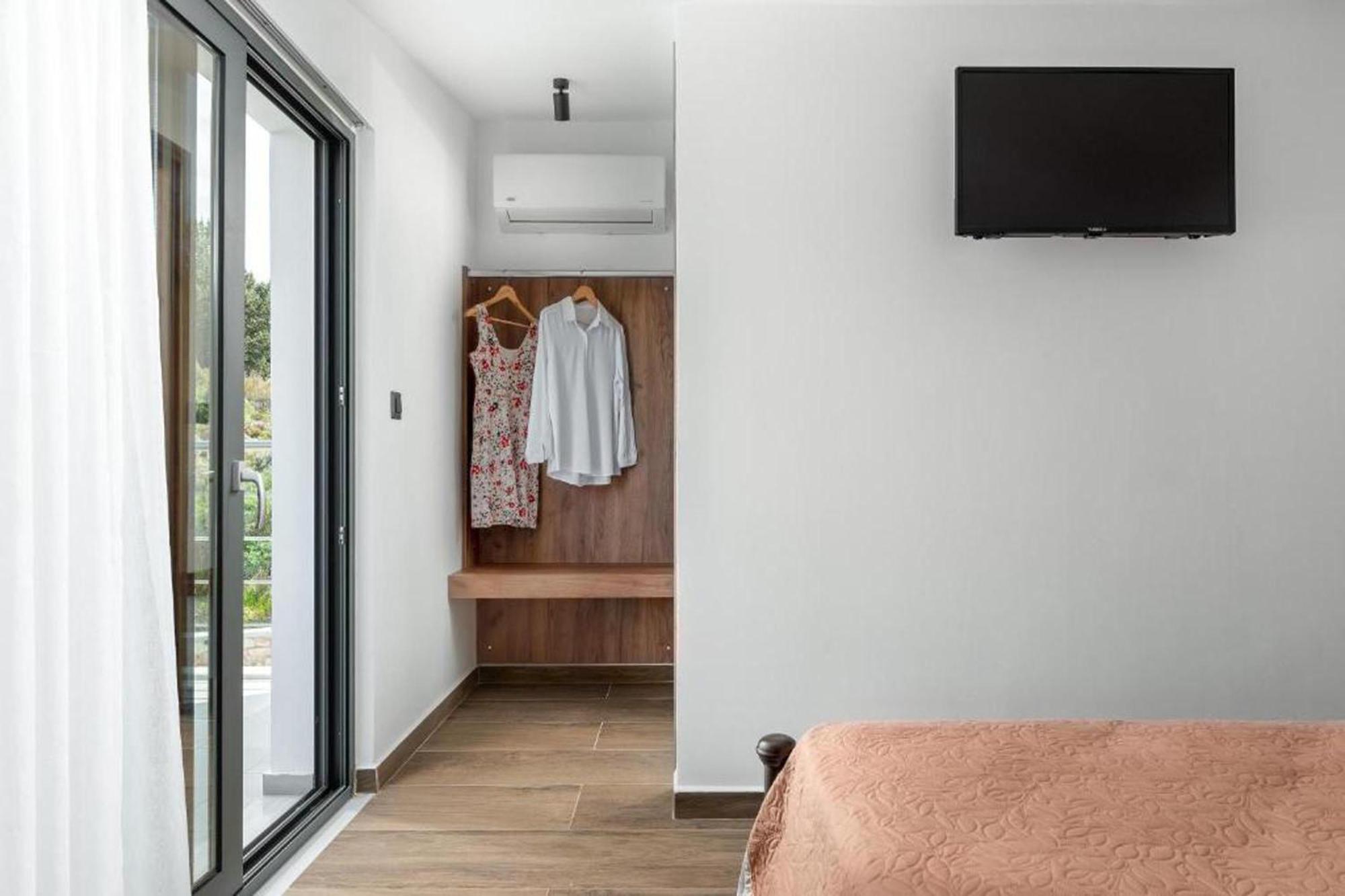 Aiora Luxury Villas Afantou Buitenkant foto