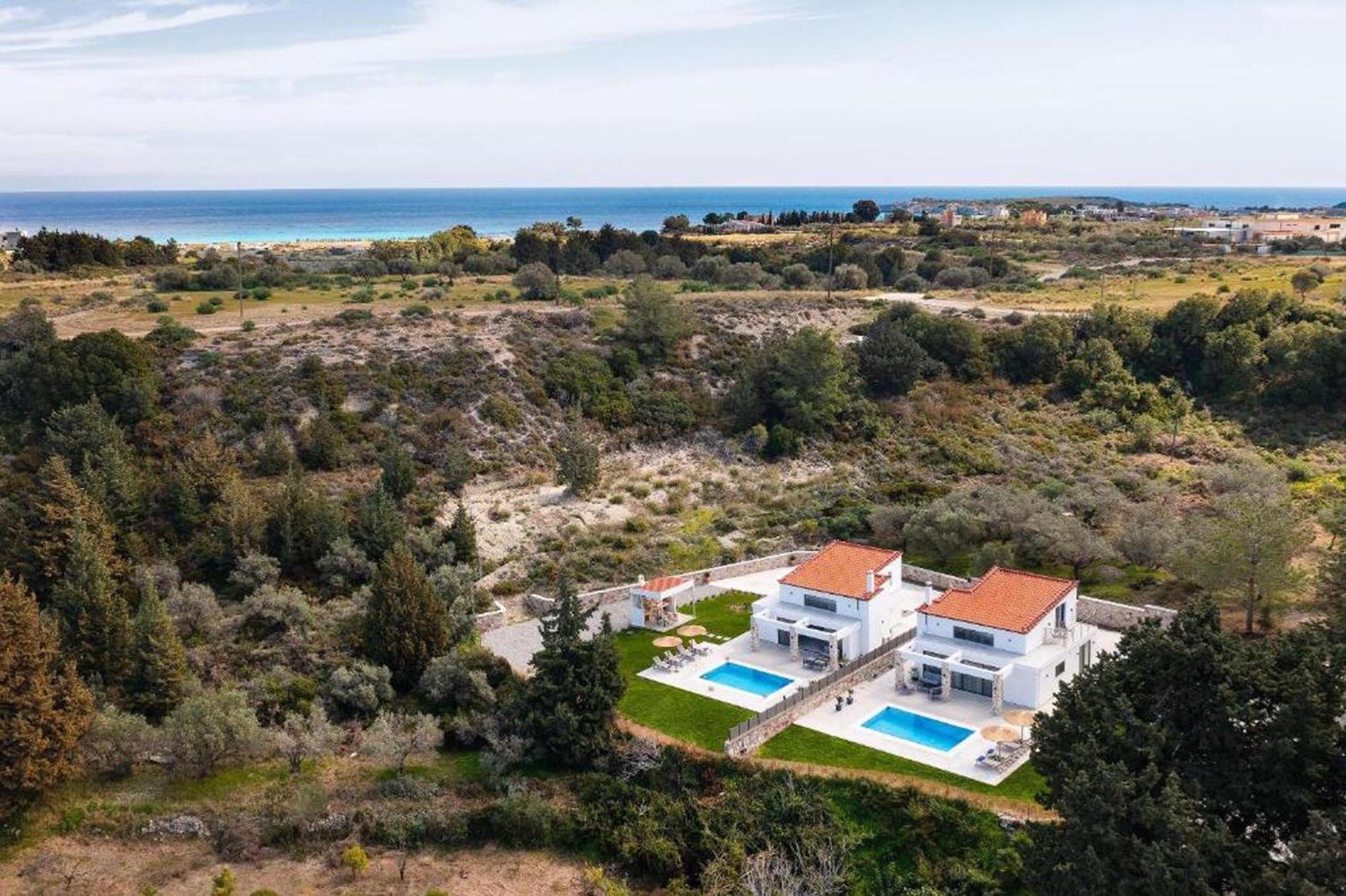 Aiora Luxury Villas Afantou Buitenkant foto